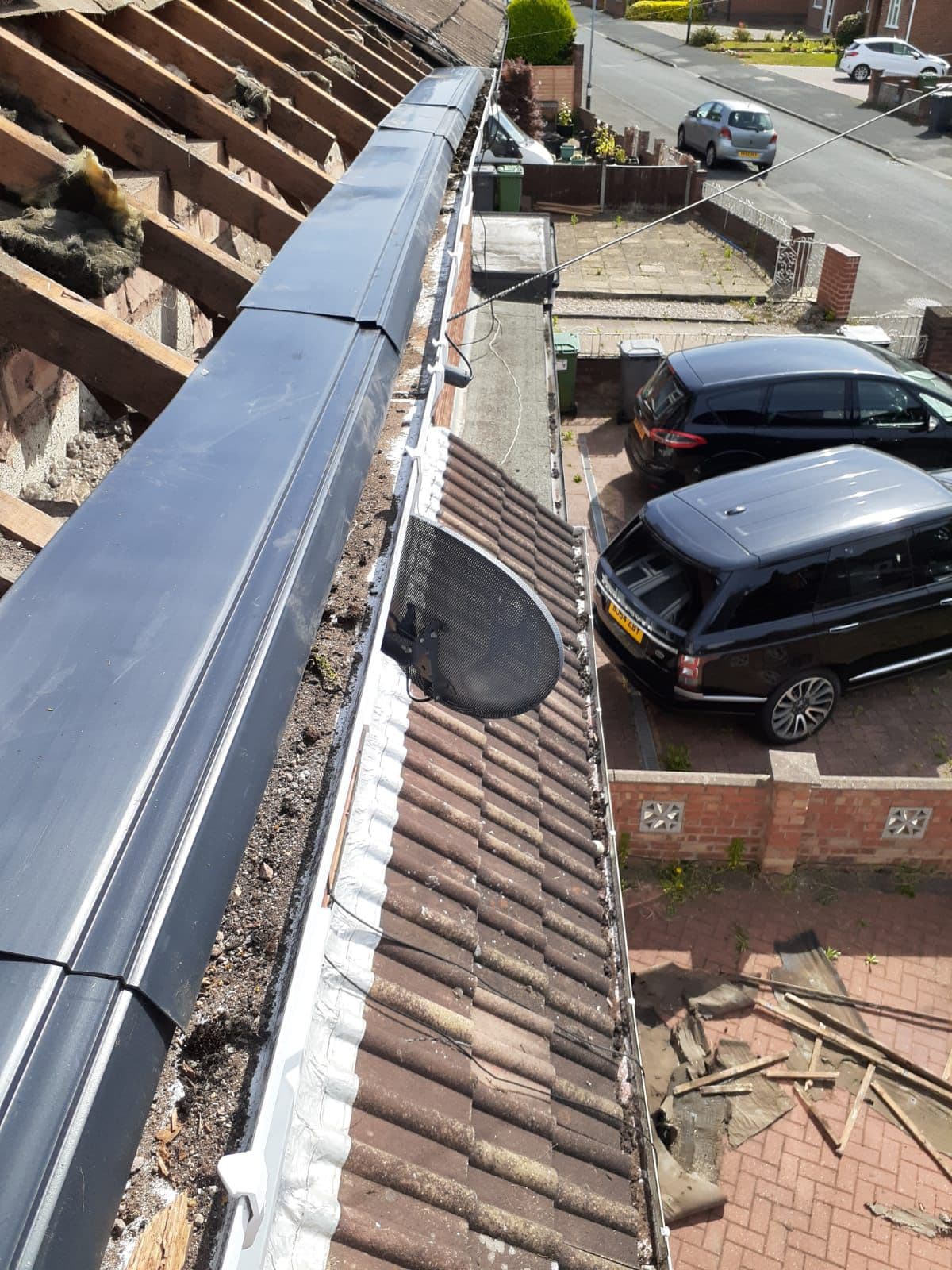 Gutter & Roofline Repair